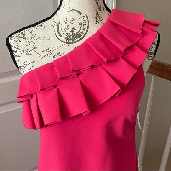 NWT Trina Turk Cocktail Dress - Picture 2 of 9